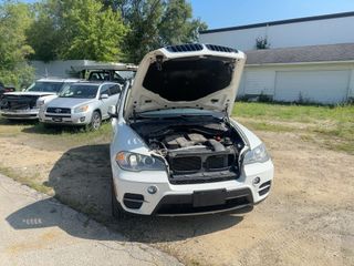 2012 BMW X5 - Exterior Front Center Image